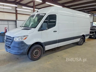 MERCEDES-BENZ SPRINTER 2500