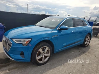 AUDI E-TRON PREMIUM PLUS