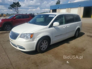 CHRYSLER TOWN & COUNTRY TOURING