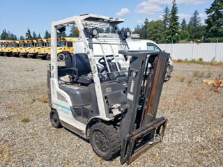 UNICARIERS FORKLIFT