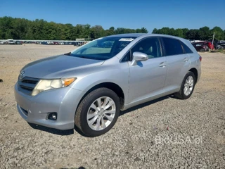 TOYOTA VENZA LE