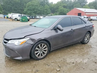 TOYOTA CAMRY XLE