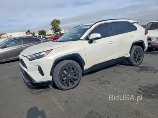 TOYOTA RAV4 SE