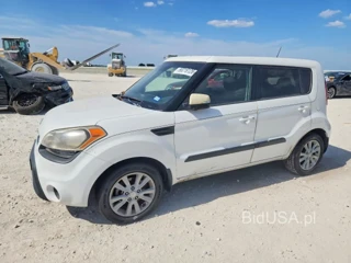 KIA SOUL +