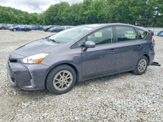 TOYOTA PRIUS V FOUR