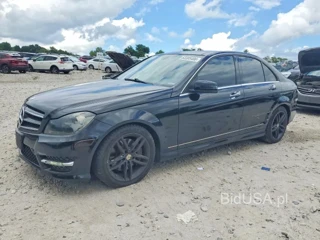 MERCEDES-BENZ C 300 4MATIC