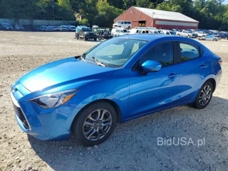 TOYOTA YARIS LE