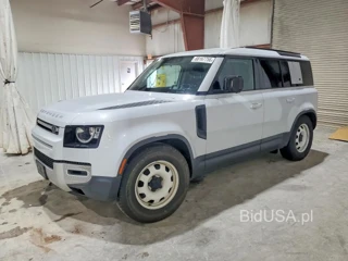 LAND ROVER DEFENDER 110