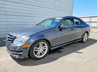 MERCEDES-BENZ C 250