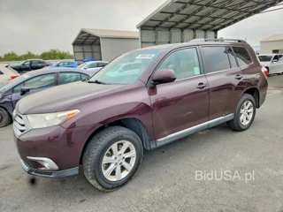 TOYOTA HIGHLANDER BASE