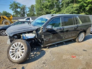 CADILLAC ESCALADE ESV LUXURY
