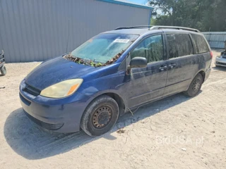 TOYOTA SIENNA LE 7 PASSENGER