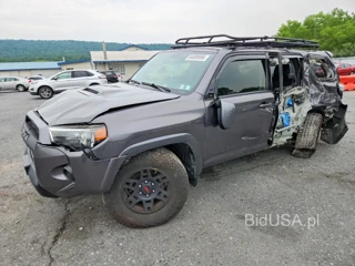 TOYOTA 4RUNNER TRD OFF-ROAD