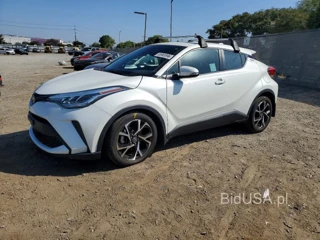 TOYOTA C-HR XLE