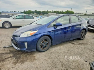 TOYOTA PRIUS THREE
