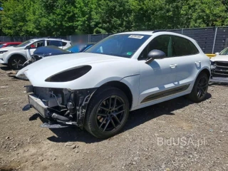 PORSCHE MACAN BASE