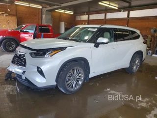 TOYOTA HIGHLANDER HYBRID PLATINUM