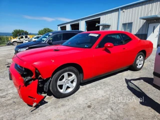 DODGE CHALLENGER SE