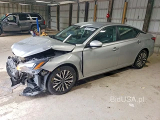 NISSAN ALTIMA SV