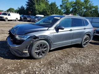 VOLKSWAGEN TIGUAN SE
