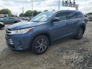 TOYOTA HIGHLANDER XLE