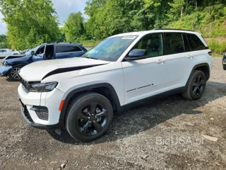 JEEP GRAND CHEROKEE LAREDO