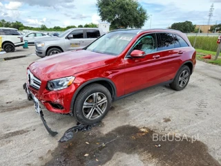 MERCEDES-BENZ GLC 300 4MATIC