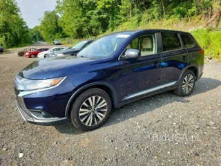 MITSUBISHI OUTLANDER SE