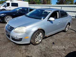 VOLKSWAGEN JETTA 2.5 OPTION PACKAGE 1