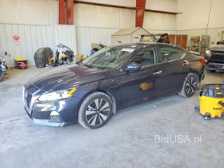 NISSAN ALTIMA SV
