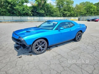 DODGE CHALLENGER SXT PLUS