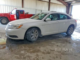 CHRYSLER 200 BASE