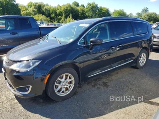 CHRYSLER PACIFICA TOURING L