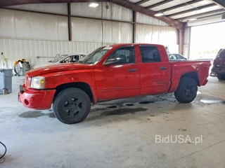 DODGE DAKOTA QUAD SLT