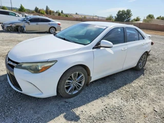 TOYOTA CAMRY SE