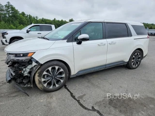 KIA CARNIVAL EX