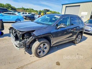 TOYOTA RAV4 HYBRID XLE