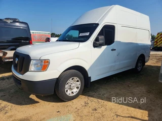 NISSAN NV 2500 HD SV