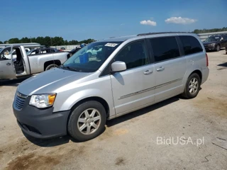 CHRYSLER TOWN & COUNTRY TOURING
