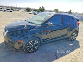 NISSAN KICKS SV