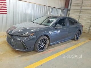 TOYOTA CAMRY XSE