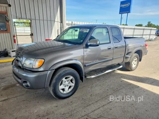 TOYOTA TUNDRA SR5