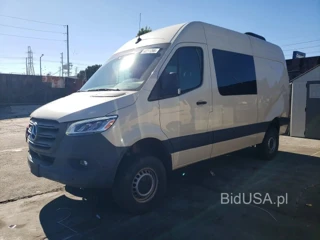 MERCEDES-BENZ SPRINTER 2500