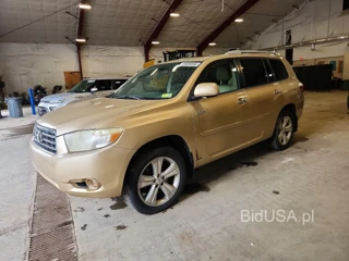 TOYOTA HIGHLANDER LIMITED