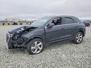 AUDI Q3 PREMIUM 40