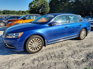 VOLKSWAGEN PASSAT SE