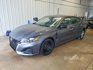 NISSAN ALTIMA S