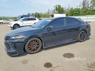 TOYOTA CAMRY TRD