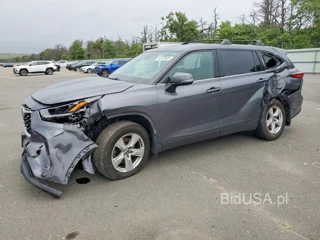 TOYOTA HIGHLANDER LE
