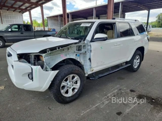 TOYOTA 4RUNNER SR5